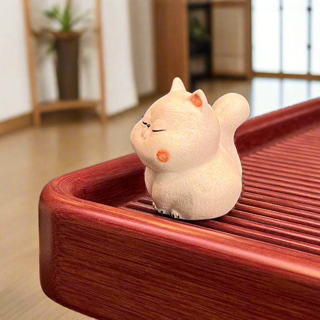 Meditating Cat Tea pet #1239