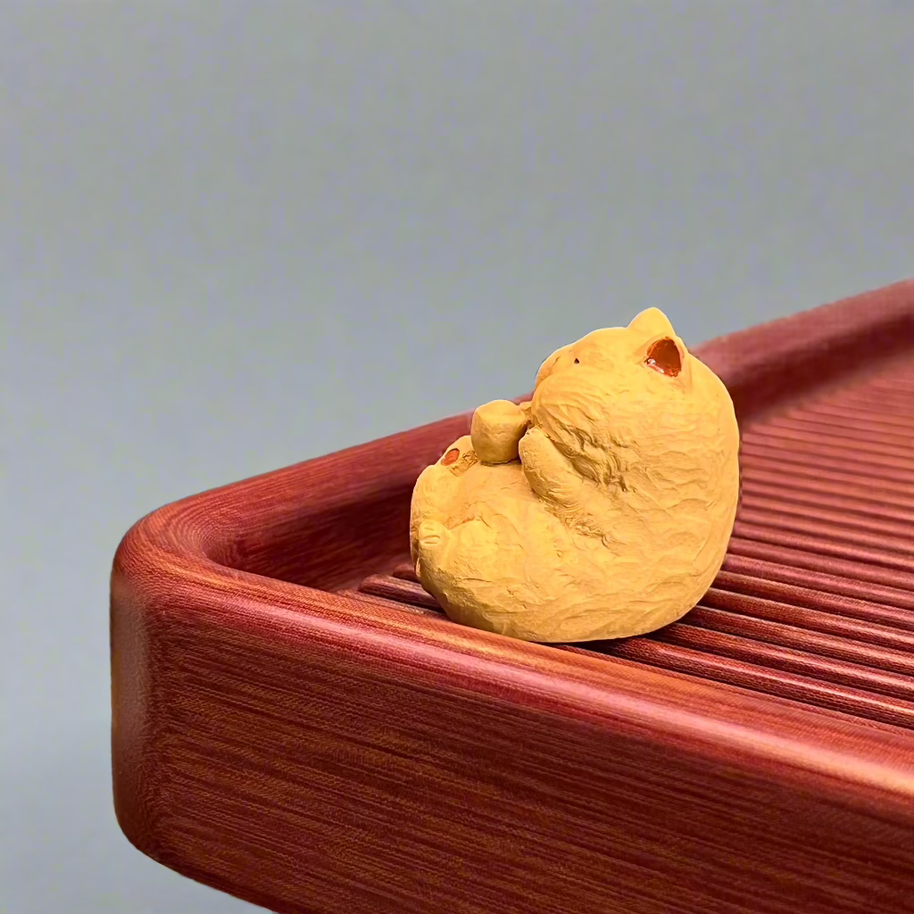 Cat with gold Tea pet #1215
