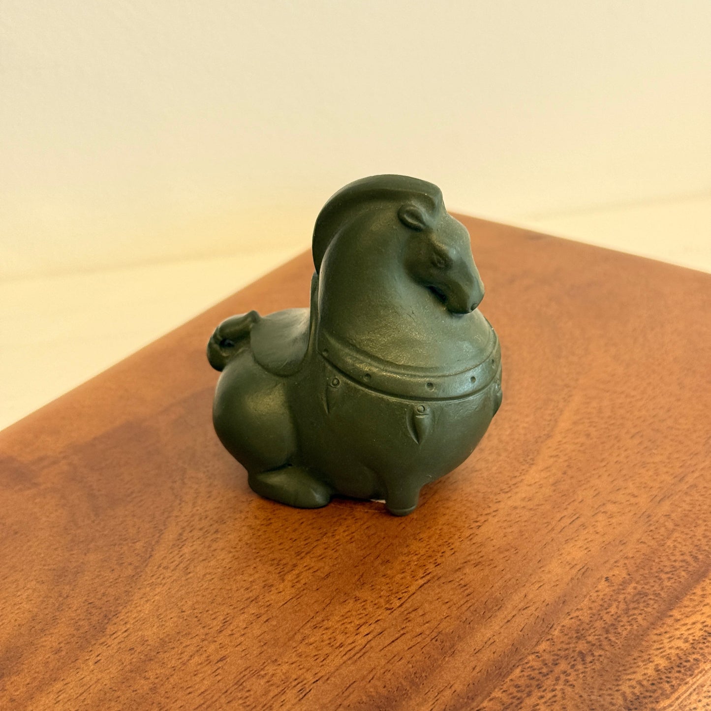 Green Horse Tea pet