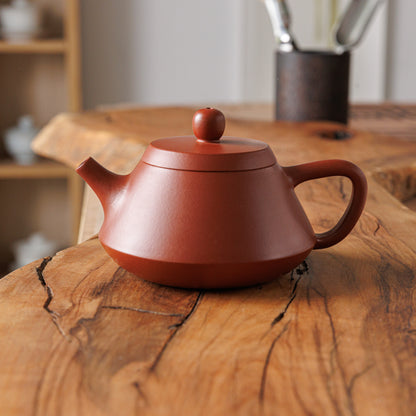 Yixing teapot #1120, 180 ml