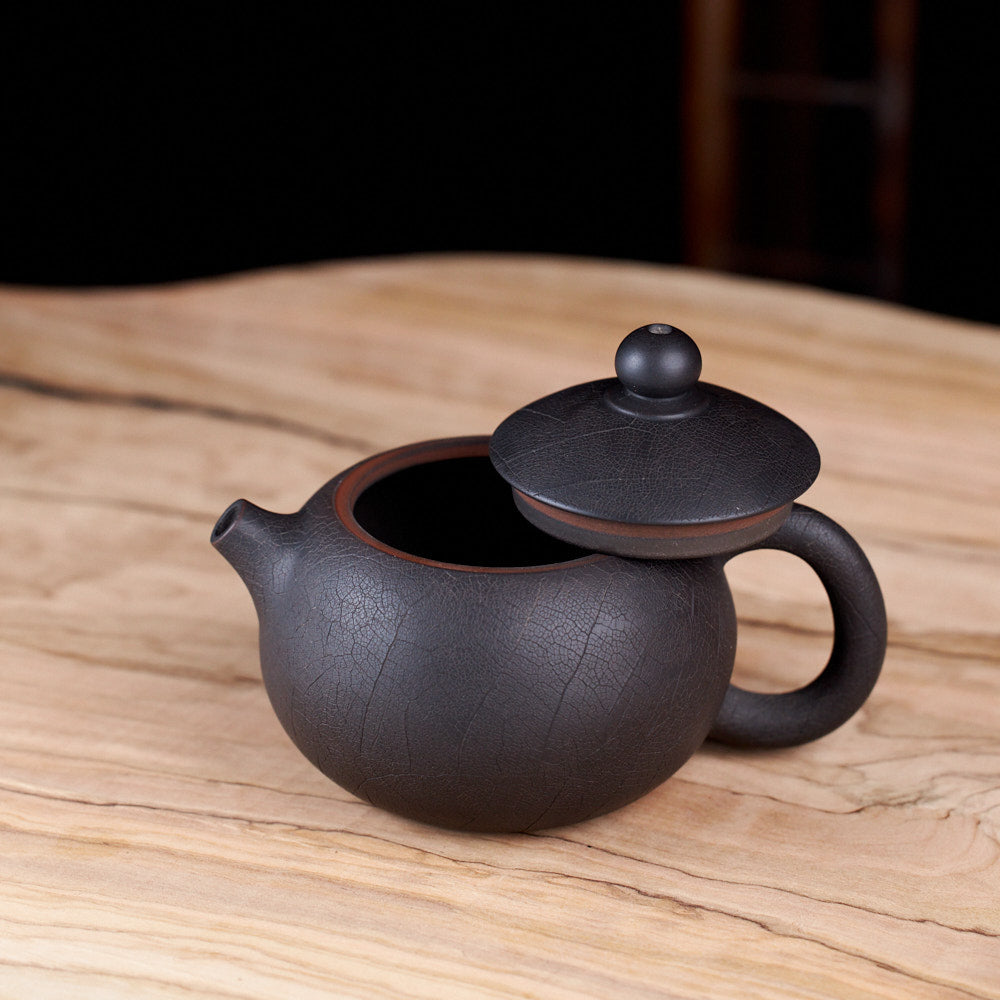Jian Shui Xi Shi Dark Leaf Teapot J29, 140 ml