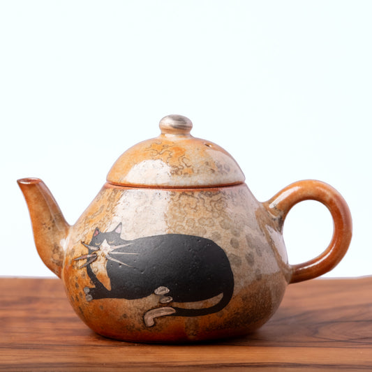 Lying Cat Ceramic Teapot, 160 ml